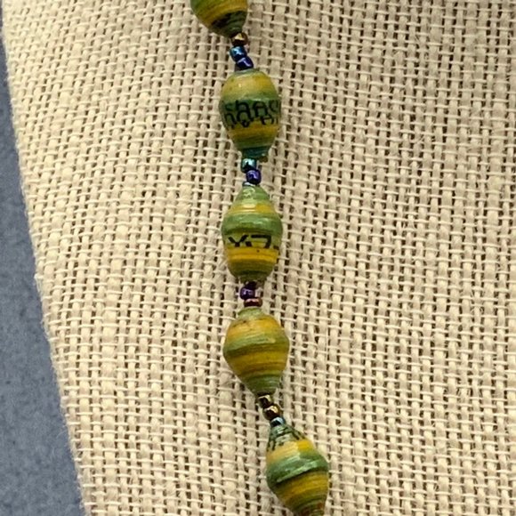 Green Yellow Rolled Paper Necklace Blue Purple Iridescent Seed Bead - Picture 3 of 8
